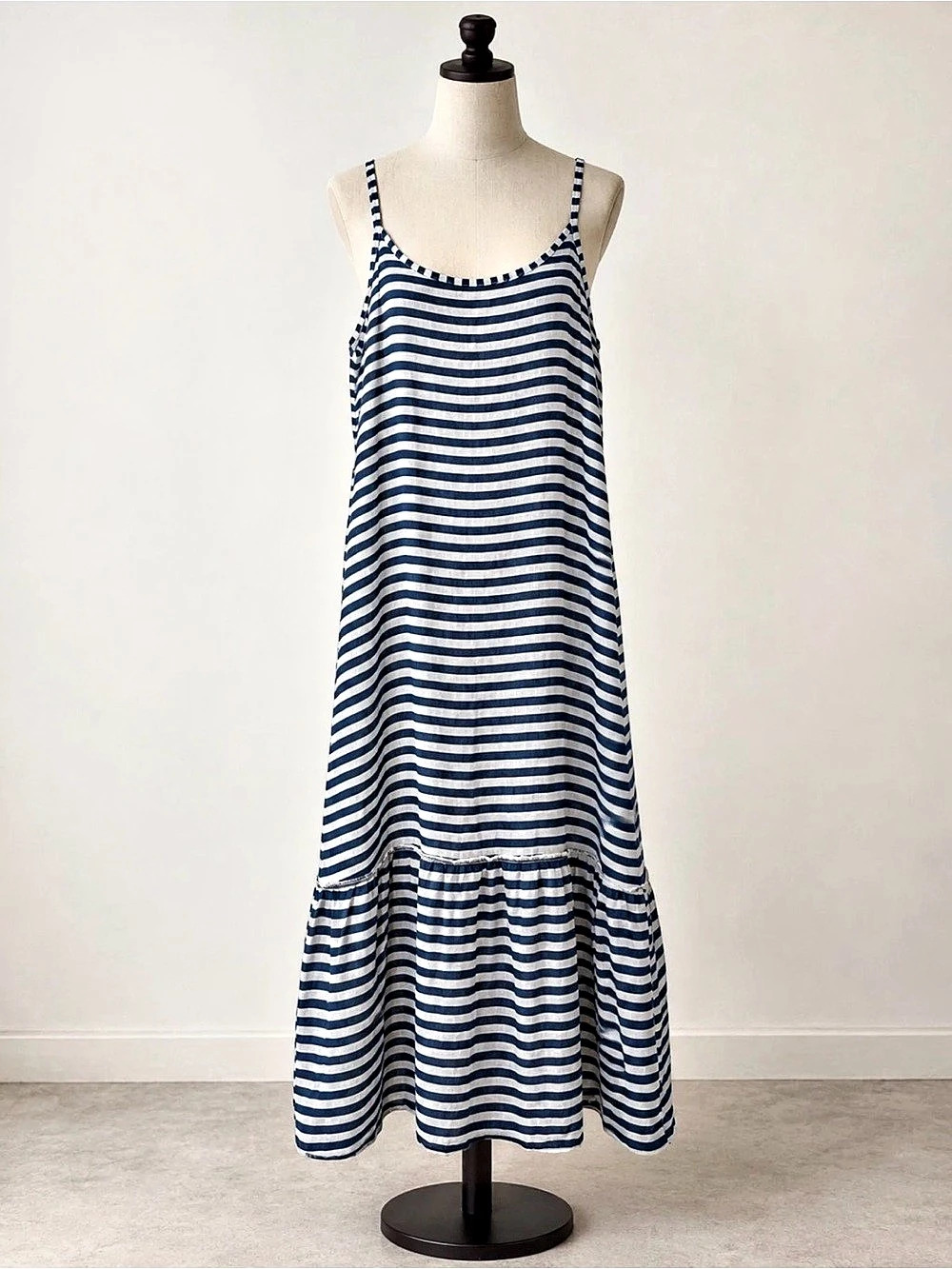 Francesca Bettini Striped Linen Maxi Dress in Blue & White Size Small